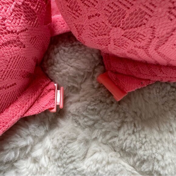 Victoria's Secret PINK | Coral Lace Push-Up Bra | Size 32DD - Picture 14 of 15